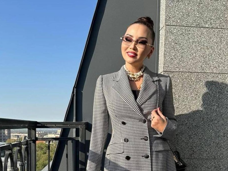 "Отаныма қызмет етемін": Баян Алагөзова "Қазақстанның еңбек сіңірген қайраткері" атағын алды