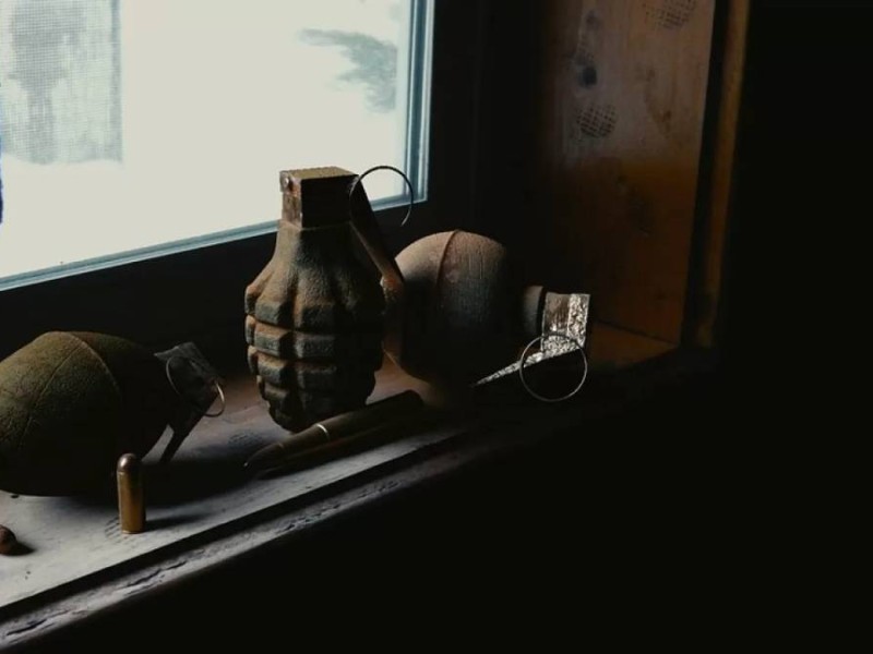 Сұмдық жағдай! Пойыз ішінде ер адам граната жарып, төрт адам қаза тапты