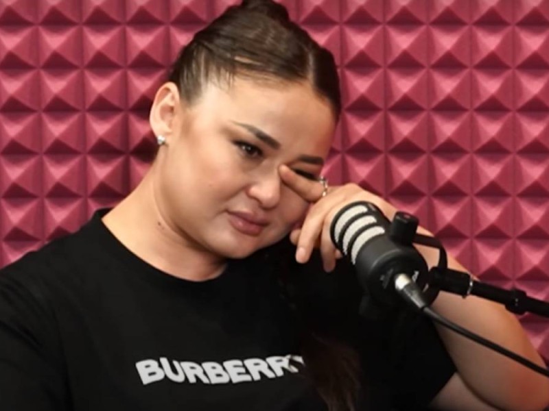 "Көп алдандым… Жүрегімді жаралап тастап кетті": Мөлдір Мұқан ел естімеген шындығын айтты (ВИДЕО)