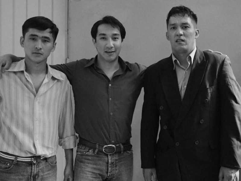 Қаралы хабар! Жаны жәннатта болсын! Танымал актердің отбасы қара жамылды (ВИДЕО)