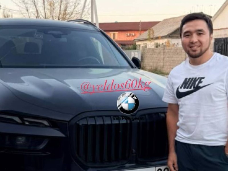 Елдос Сметов Динара Сәтжанның күйеуі сыйлаған көлікті сатып, жаңасын алды (ФОТО)