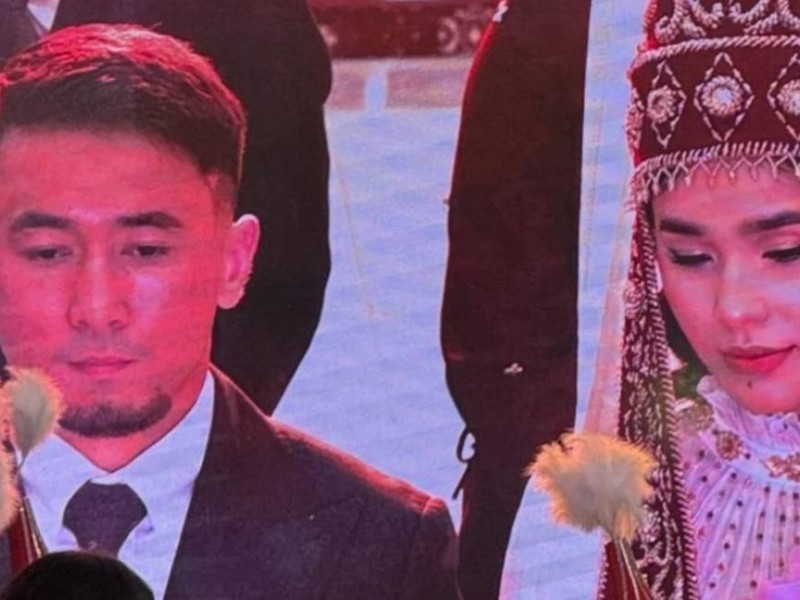 "Себебін білмей, артық сөкпеңдер": Махмұдтың қалыңдығы ел естімеген шындықты айтты