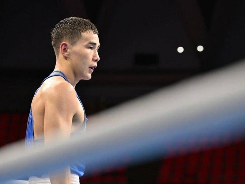 Қазақ боксшысы өзбектің Олимпиада чемпионын өз елінде сабап тастады (ВИДЕО)