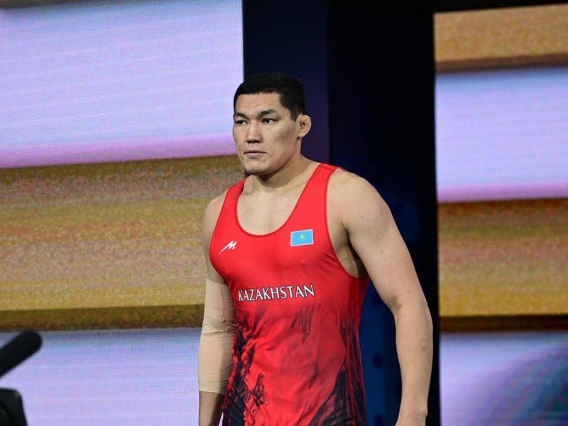 Ауыр салмақтағы танымал қазақ балуаны ел күтпеген шешім қабылдады