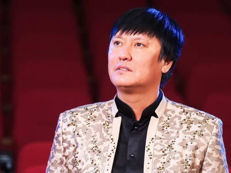 "Жаныңыз жәннәтта болсын": Өмірқұл Айниязов отбасындағы қайғылы хабарды айтты (ФОТО)