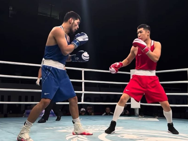 Күтпеген жаңалық! Әлем чемпионы атанған қазақ боксшысы спортпен қош айтысты (ВИДЕО)