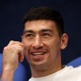 «Нағашыларына тартқан»: Дмитрий Бивол анасының Шымкентте туғанын айтты (ВИДЕО)