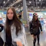 Шерхан Қалмұрзаның анасы келінімен қыдырып жүр (ВИДЕО)