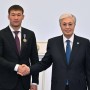 Сүйінші, ағайын! Тоқаев қазақ жауынгері Шавкат Рахмоновты марапаттады